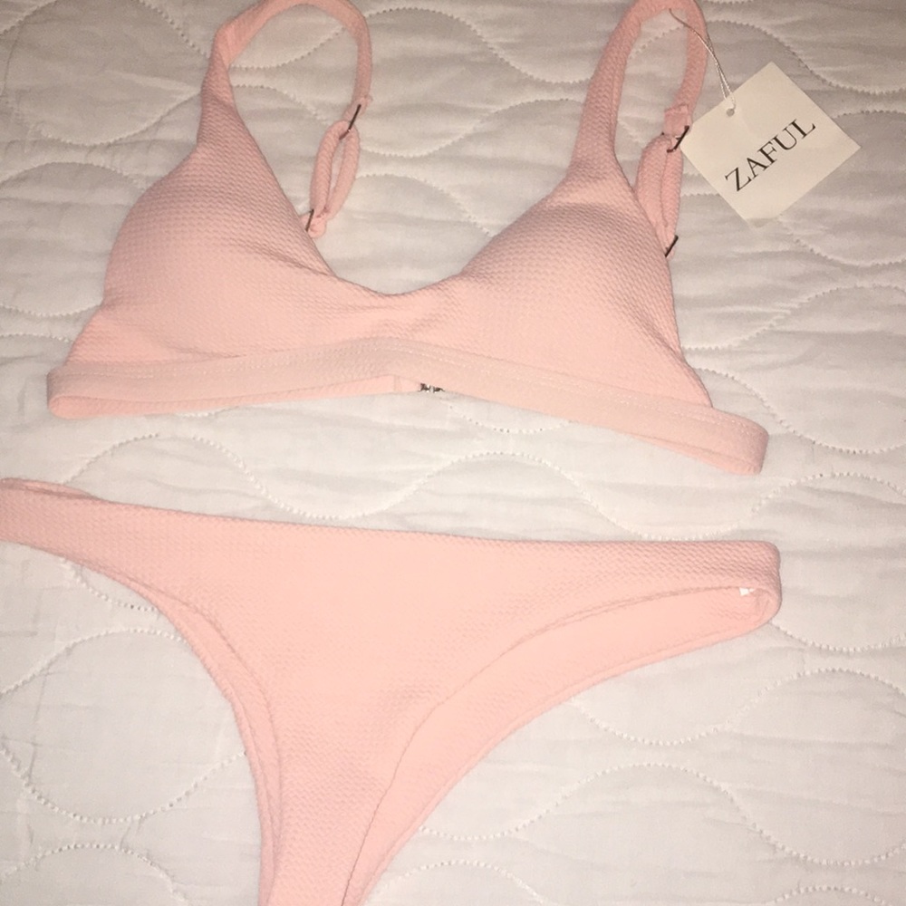baby pink bikini set. never worn, tags still on